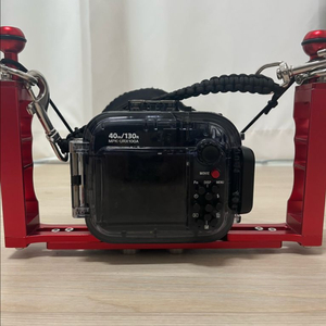 소니 rx100 m4 수중 카메라 하우징 세트 판매합니다.