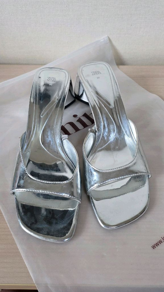 zara 자라 실버 메탈 샌들 힐 / 뮬 6cm 245 이미지