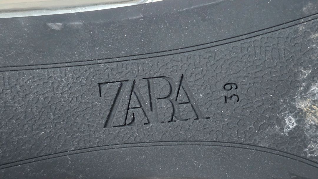 zara 자라 실버 메탈 샌들 힐 / 뮬 6cm 245 이미지