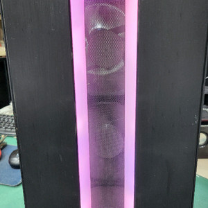 라이젠75700X3D 게이밍 PC 본체 이미지