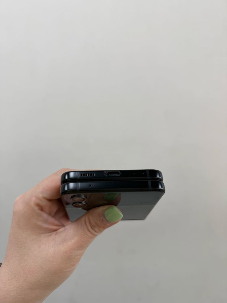 (부산중고폰) 갤럭시z플립4 비스포크에디션 256기가 판매해요 이미지