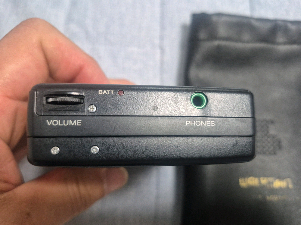 SONY WM 506 BLACK색상 정크기기 판매합니다. 이미지