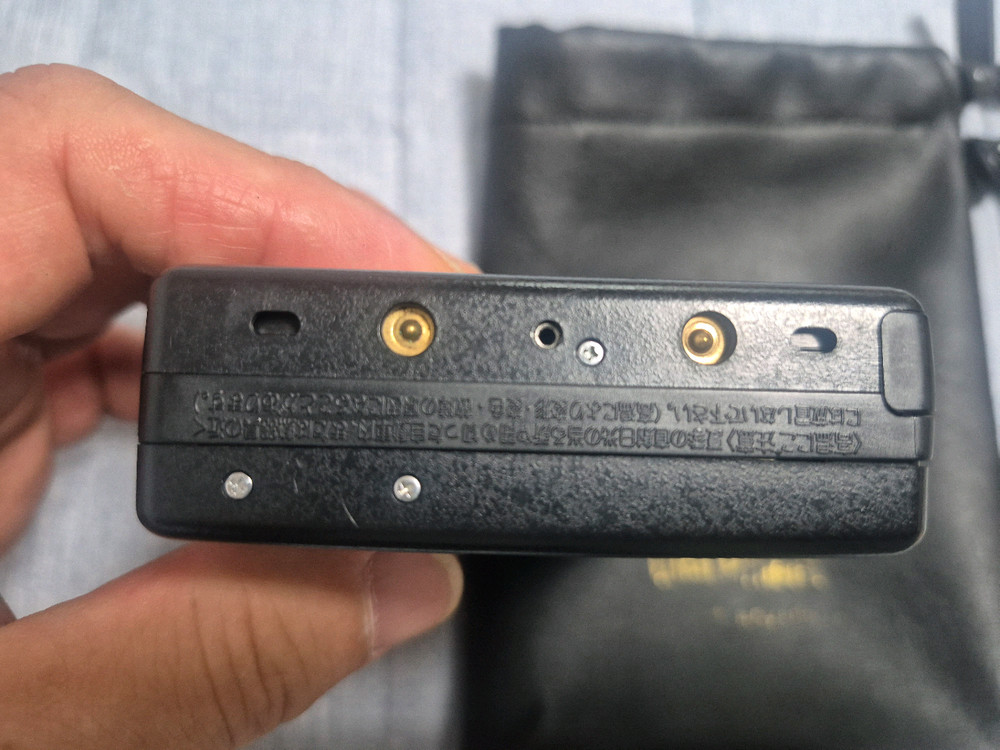 SONY WM 506 BLACK색상 정크기기 판매합니다. 이미지