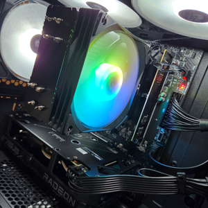 라이젠 7400F RX 9060 데스크탑 본체 이미지