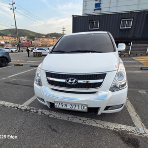 현대 그랜드 스타렉스 캠핑카 이미지