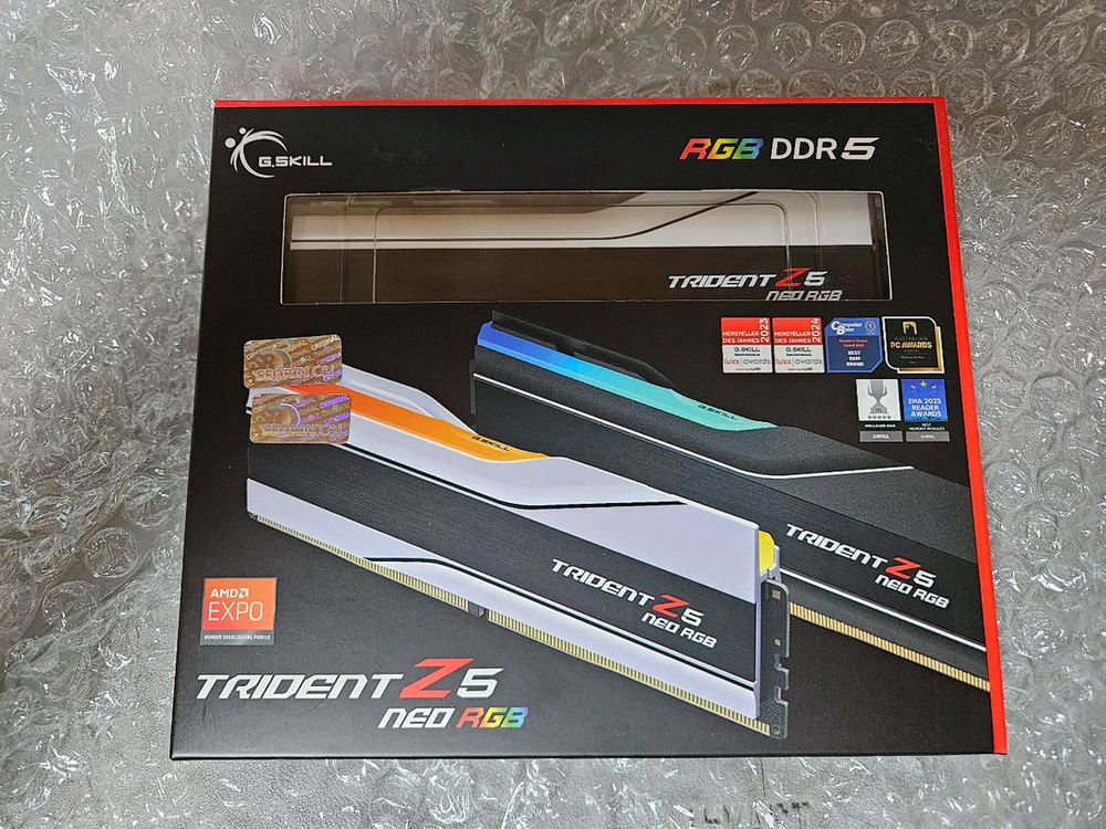 지스킬 DDR5 32GB RGB 메모리 이미지