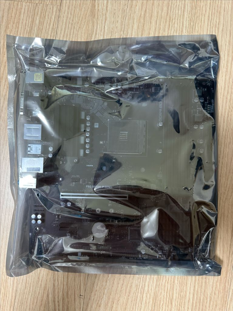 AMD 라이젠5 5500GT CPU, MSI PRO B550M 보드 이미지