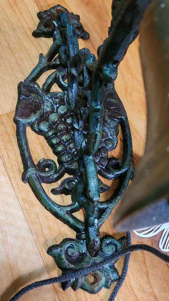 미국산 빈티지 무쇠 닭종 벽걸이형 이미지