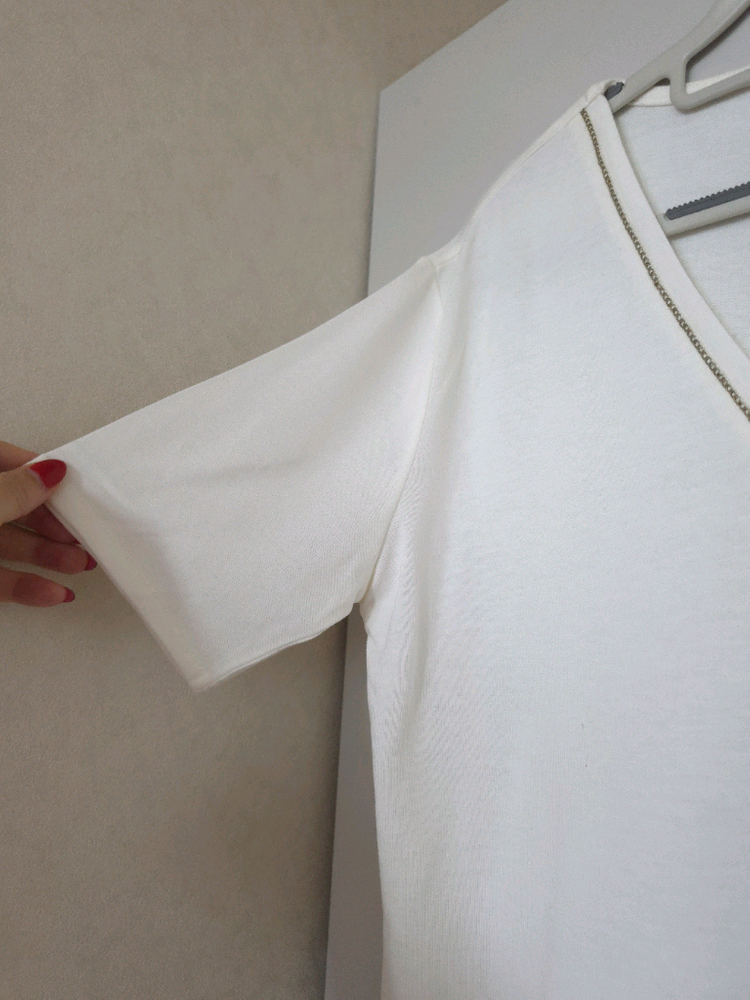 마시모두띠 V넥 반팔 티셔츠 아이보리 이미지