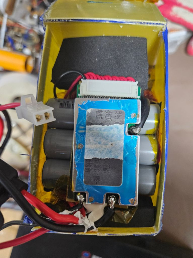 전기자전거 전동킥보드 전동스쿠터바이크 배터리수리 리필 이미지