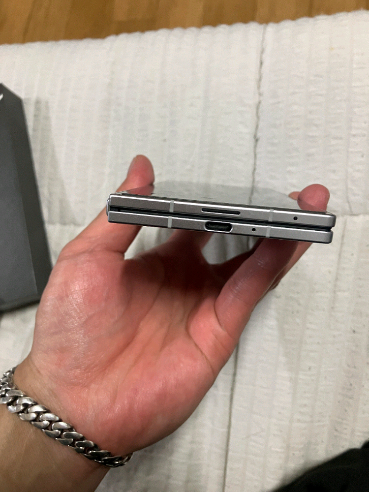 갤럭시폴드7 실버256g 풀박스 마지막가격내림 이미지