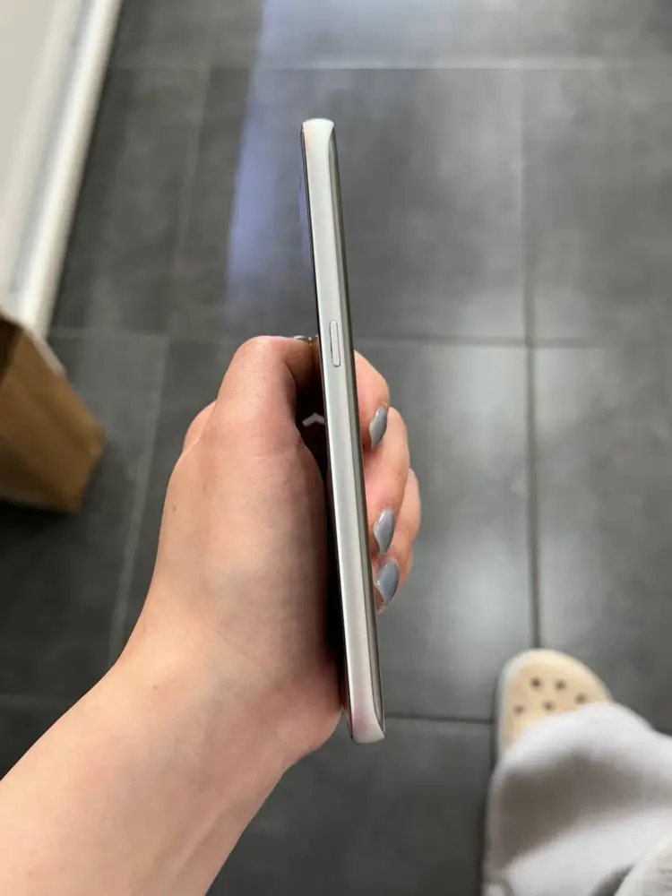 갤럭시S7 실버 32GB Y1750 이미지