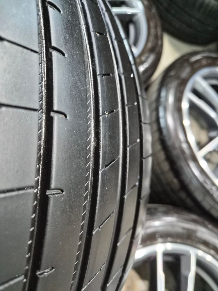 BMW G30 5시리즈 662M 18인치 순정 휠타이어 판매합니다 이미지