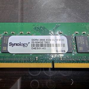 시놀로지 DDR4 2666 4GB ECC 램 이미지