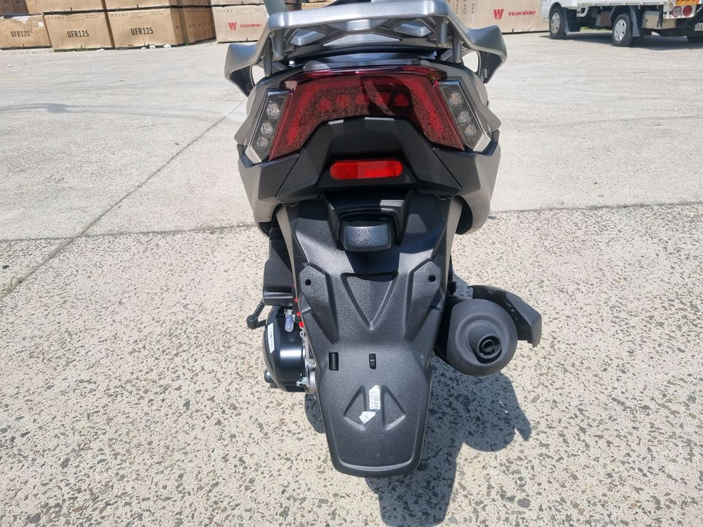 재고신차 스쿠터 할인중 하우즈 USR125 이미지