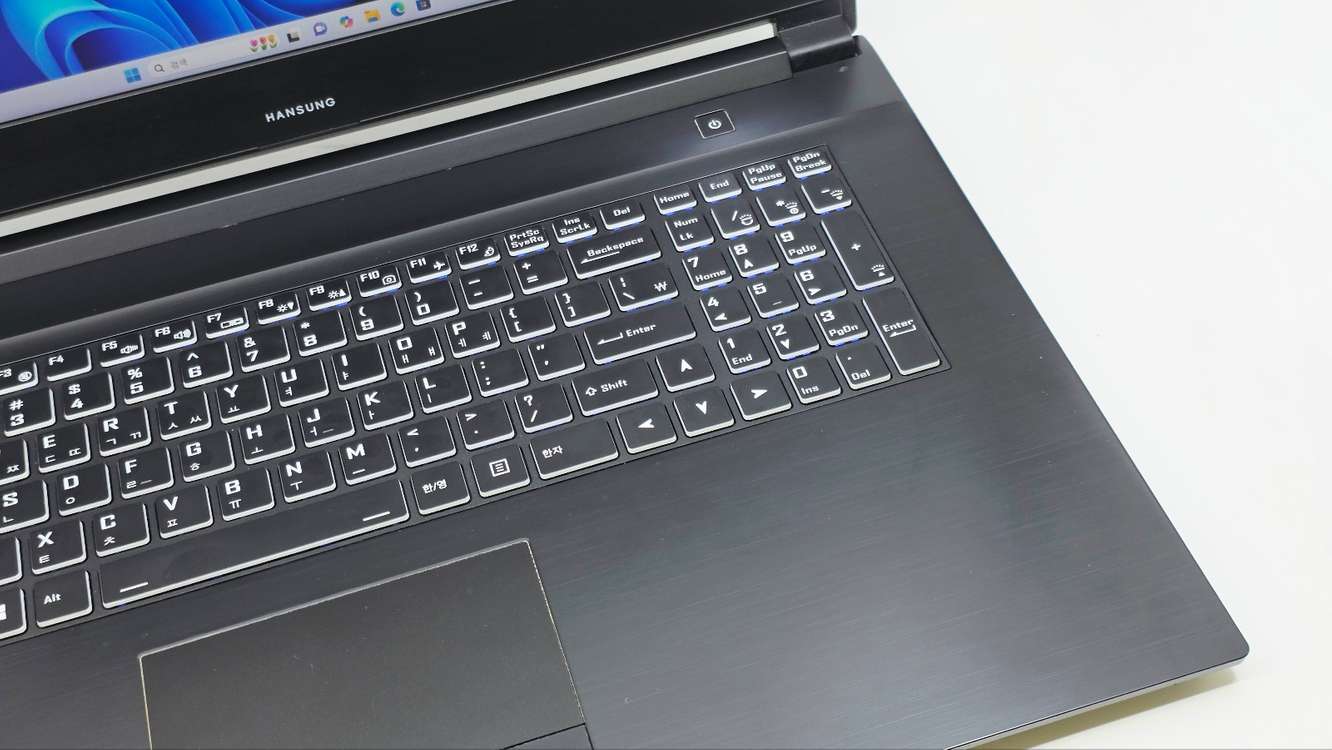 한성 게이밍노트북 보스몬스터 X7957 i7/GTX1650 고사양 이미지