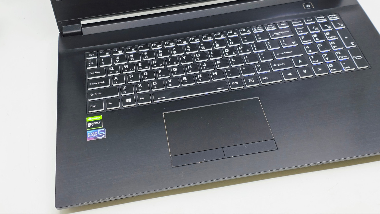 한성 게이밍노트북 보스몬스터 X7957 i7/GTX1650 고사양 이미지