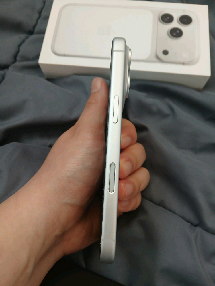 아이폰 17 프로 256GB 이미지