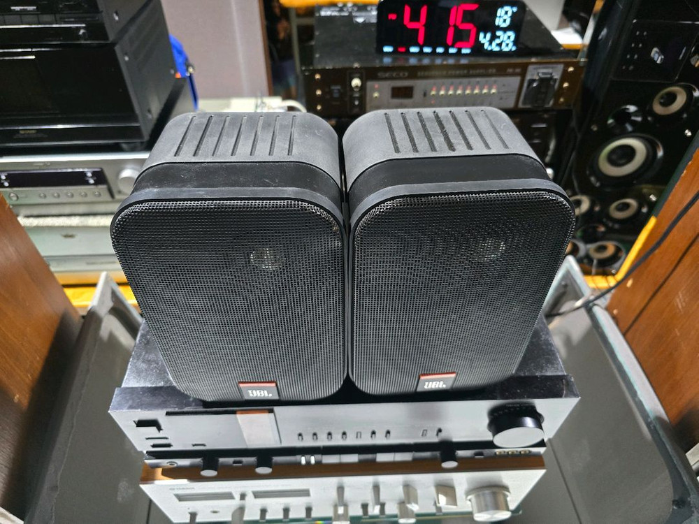 JBL Control 1 Xtreme 북쉘프 스피커 이미지