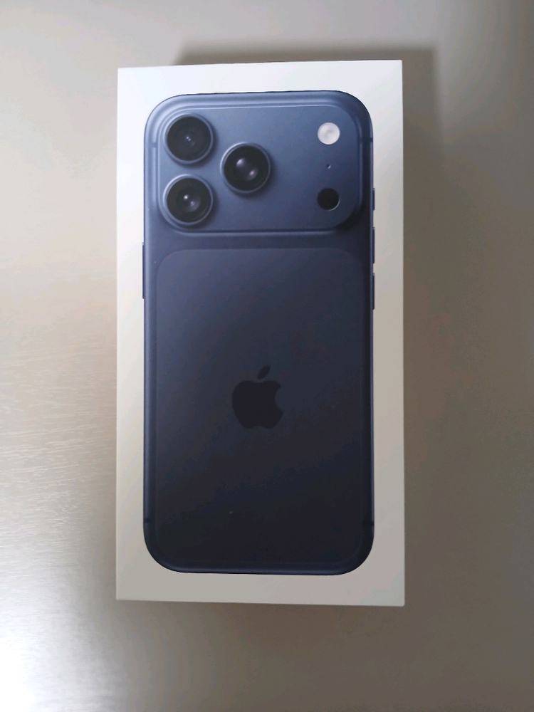 아이폰17프로 딥블루 256gb 자급제 이미지