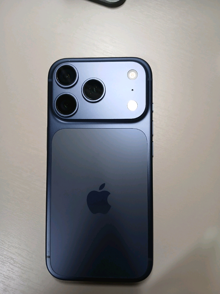 아이폰17프로 딥블루 256gb 자급제 이미지