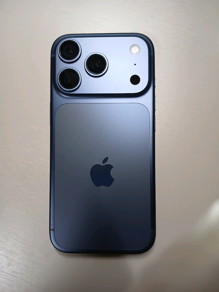 아이폰17프로 딥블루 256gb 자급제 이미지