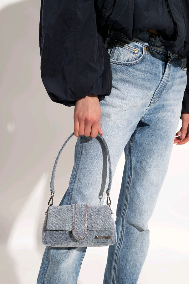 제니,조이 착용) JACQUEMUS 자크뮈스 데님백 이미지