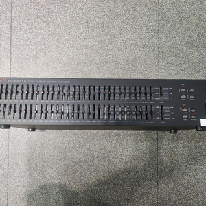 인터엠 EQ-2231A 듀얼 그래픽 이퀄라이저 이미지