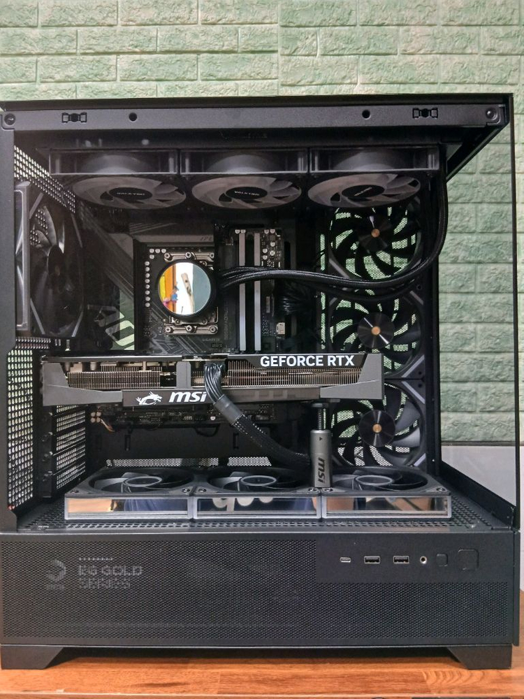 미사용 ) 9800X3D & RTX5070TI 컴퓨터 PC 판매 이미지