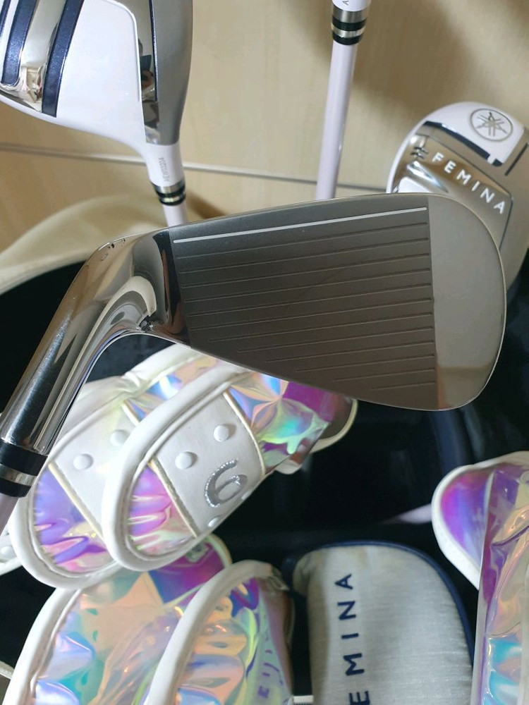 거의새채 여성용 야마하 페미나 정품 골프채 풀세트팝니다 이미지