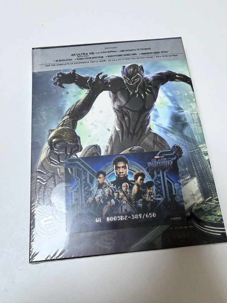 [4K 블루레이](미개봉)블랙 팬서 : 렌티큘러 풀슬립 스틸북 한정판 B2 (2disc: 4K UHD + 2D) 이미지