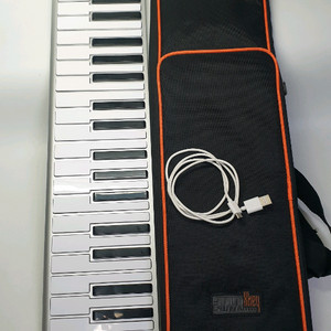 CME Xkey Air 37건반 블루투스 건반 + 케이스 이미지