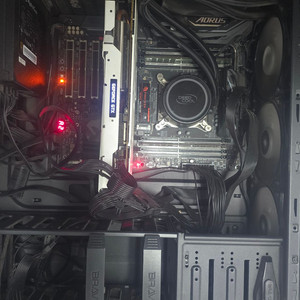 [급매] 고성능 게이밍 i9-9980XE 반본체 워크스테이션 PC 이미지