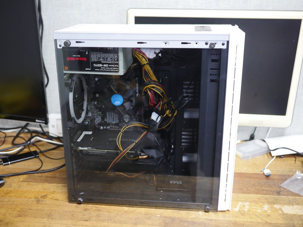 게이밍 PC 본체 i5-9400F 16GB GTX1060 3G 게임용 컴퓨터 이미지