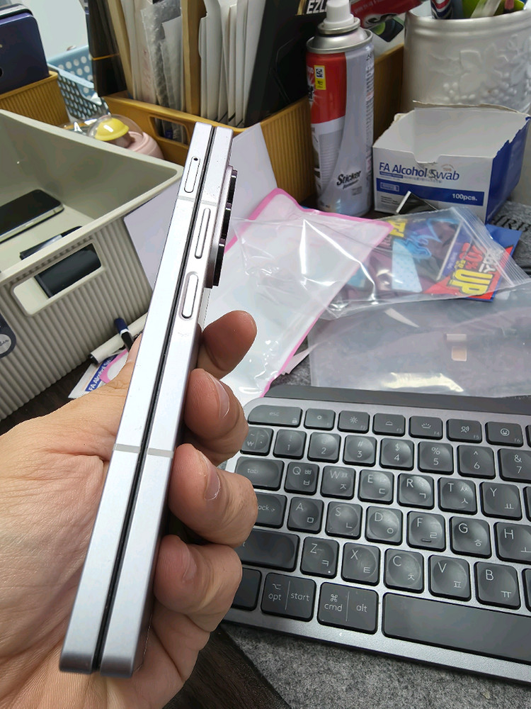 (7737)갤럭시z폴드6 512 깨끗한기기 판매 이미지