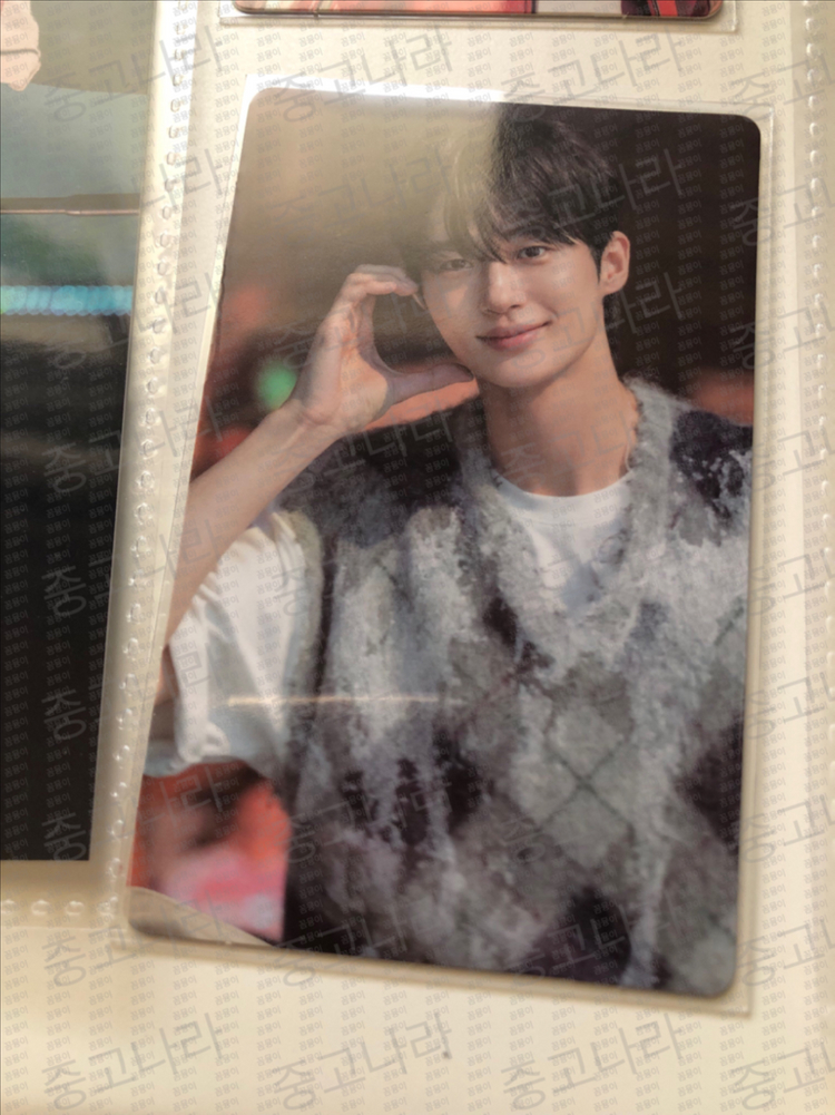 변우석 배우 썸머레터 팬미팅 위버스 굿즈 이미지