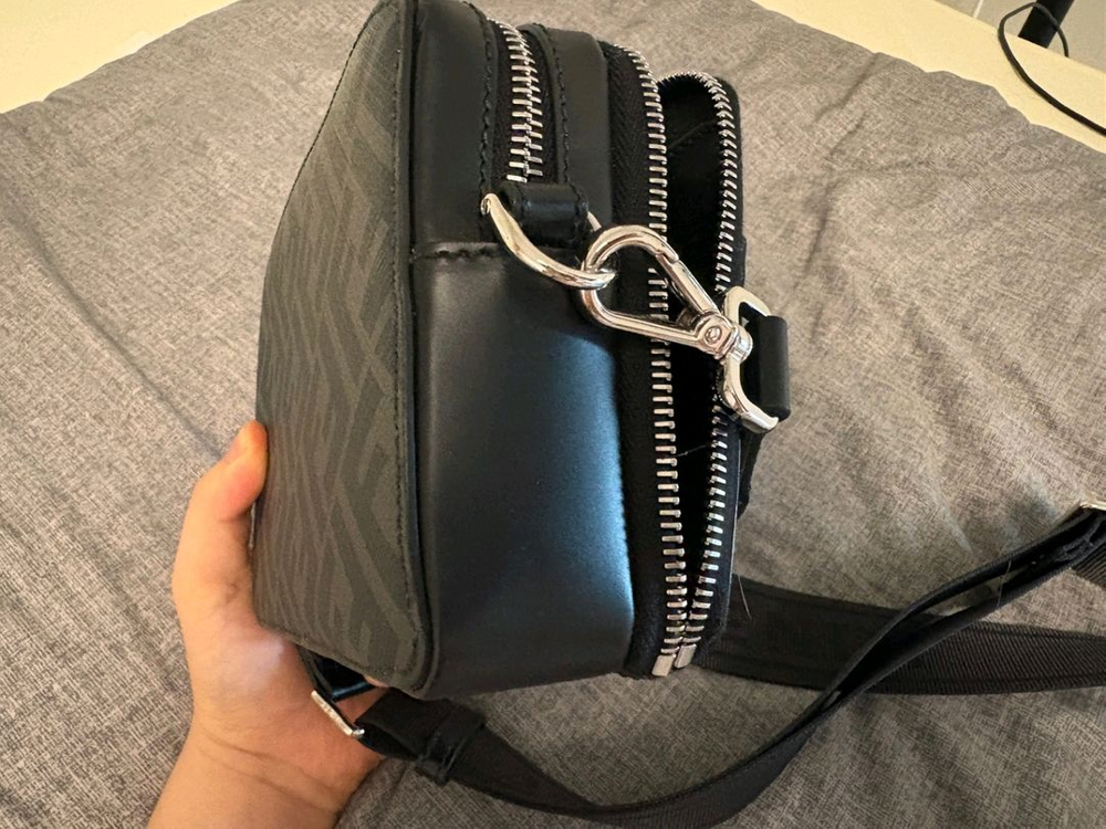 새상품급 정품) 펜디 카메라 케이스 오거나이저 백 이미지