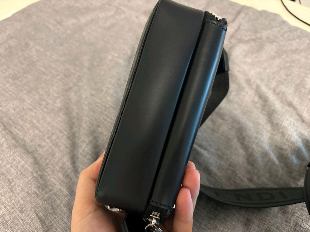 새상품급 정품) 펜디 카메라 케이스 오거나이저 백 이미지