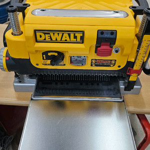 디월트 자동대패 DW735 이미지