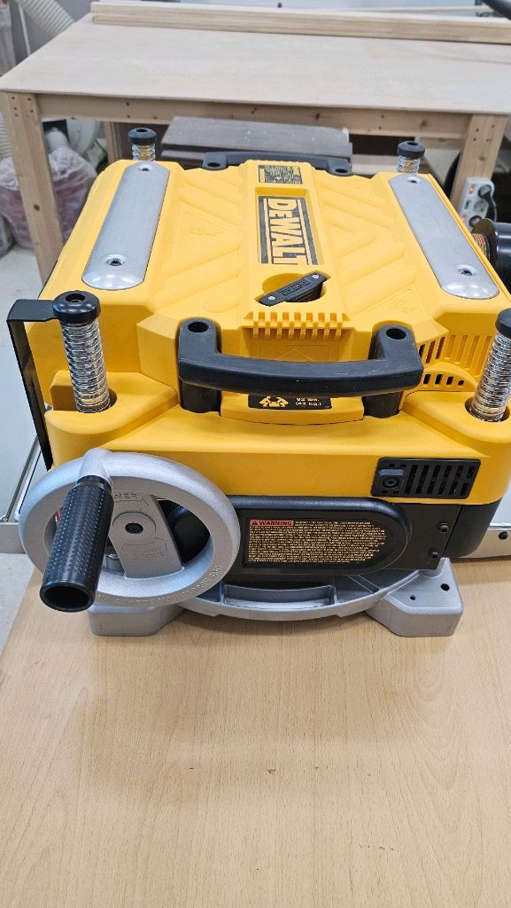 디월트 자동대패 DW735 이미지