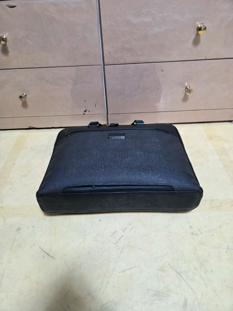 투미 정품 애쉬 이미지