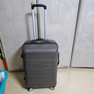 여행용캐리어 화물용가방 24인치 판매합니다 이미지