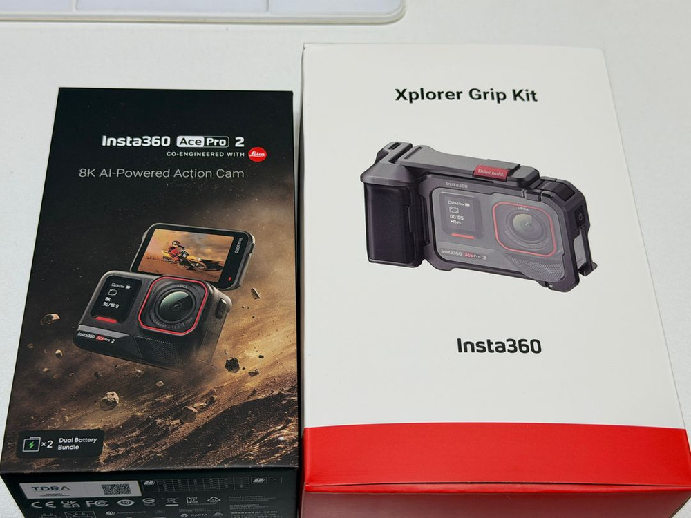 인스타360 에이스프로2 액션캠 스냅샷 번들 + 샌디스크 익스트림 128 sd카드 판매합니다 이미지