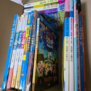 어린이 도서묶음/위기탈출넘버원 짱구는못말려 쿠키런 도티&잠뜰 만화책 외 이미지