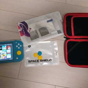 닌텐도스위치라이트 256 이미지