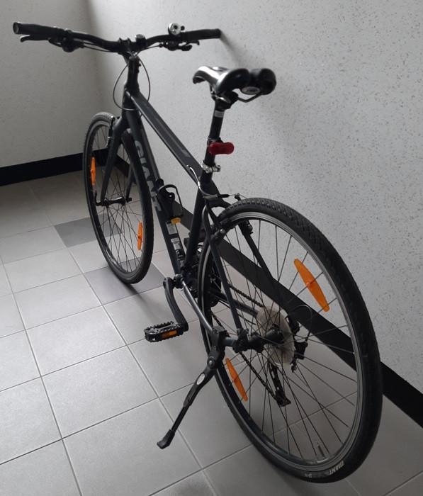 자이언트 상위모델 에스케이프1 카본포크 하이브리드 자전거 실내보관 상태좋음 이미지