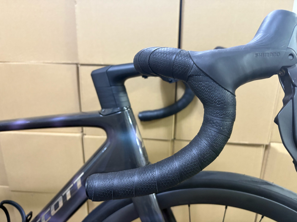 스캇 2025 에딕트 RC 10 선빔 블랙 S 사이즈 팝니다 이미지