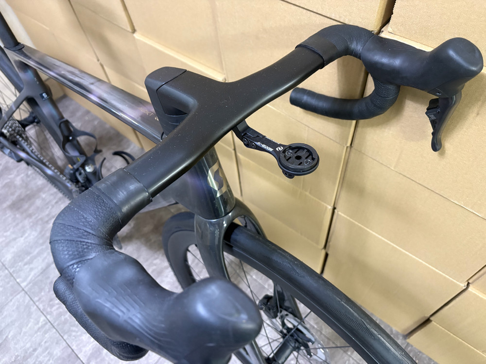 스캇 2025 에딕트 RC 10 선빔 블랙 S 사이즈 팝니다 이미지