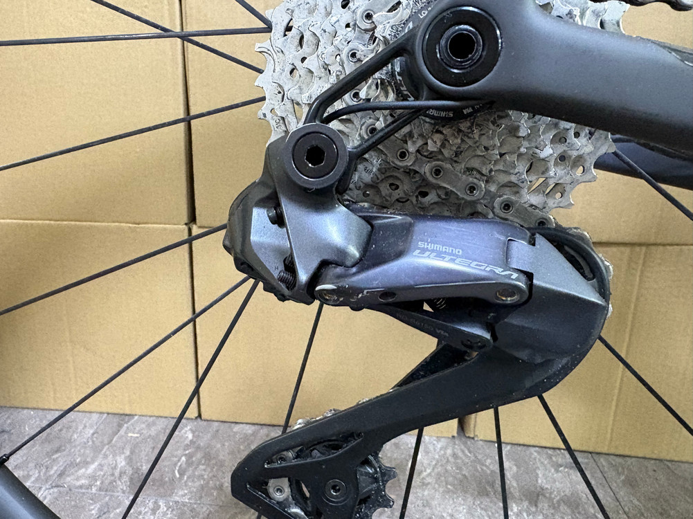 스캇 2025 에딕트 RC 10 선빔 블랙 S 사이즈 팝니다 이미지