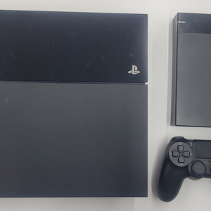 PS4 플스4 4TB 팝니다. 이미지